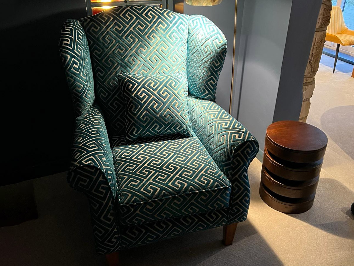 bespoke-sitting-room-chair