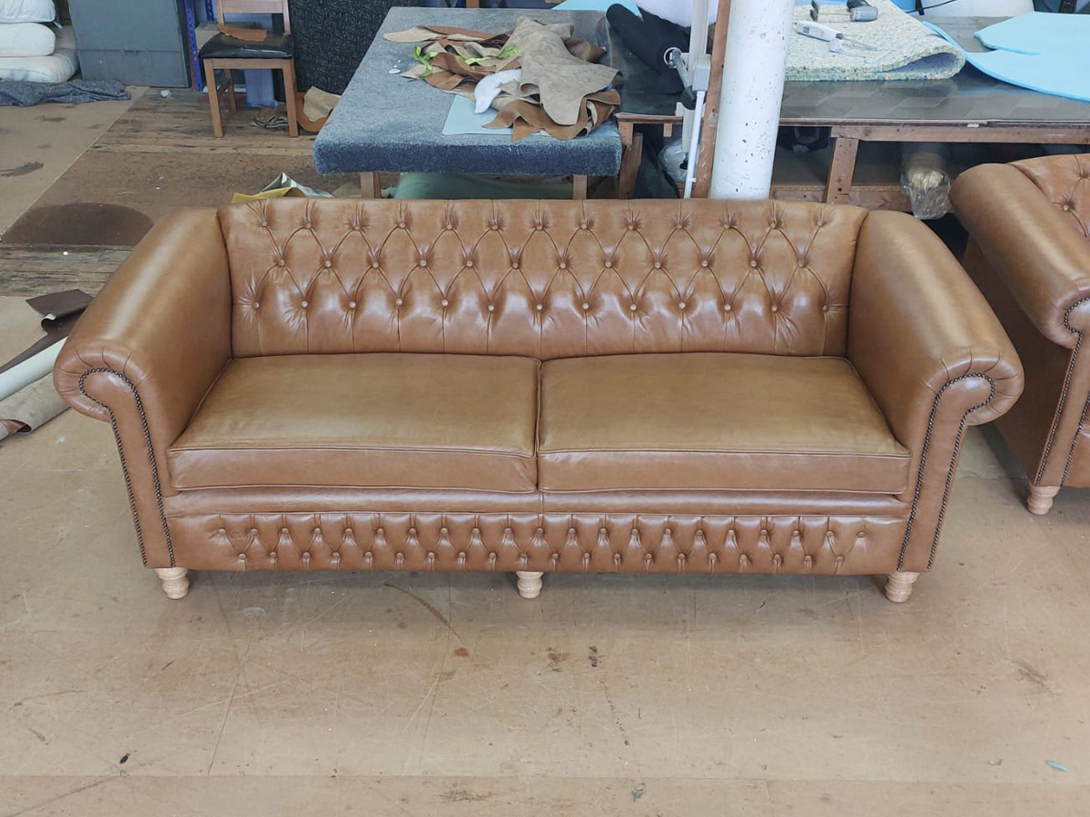 customer_bespoke_leather_chesterfield_yorkshire