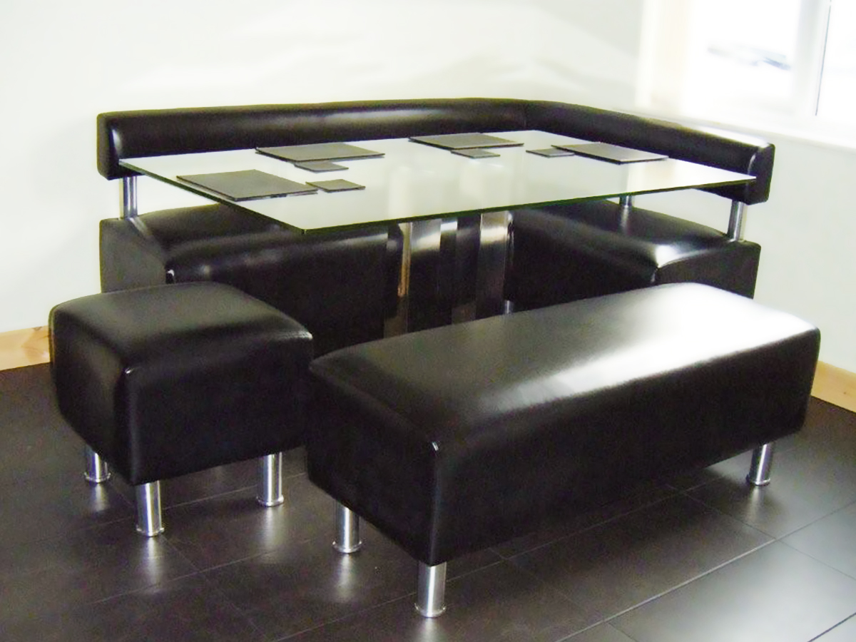 glass-table-seating